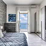 1000 Suites